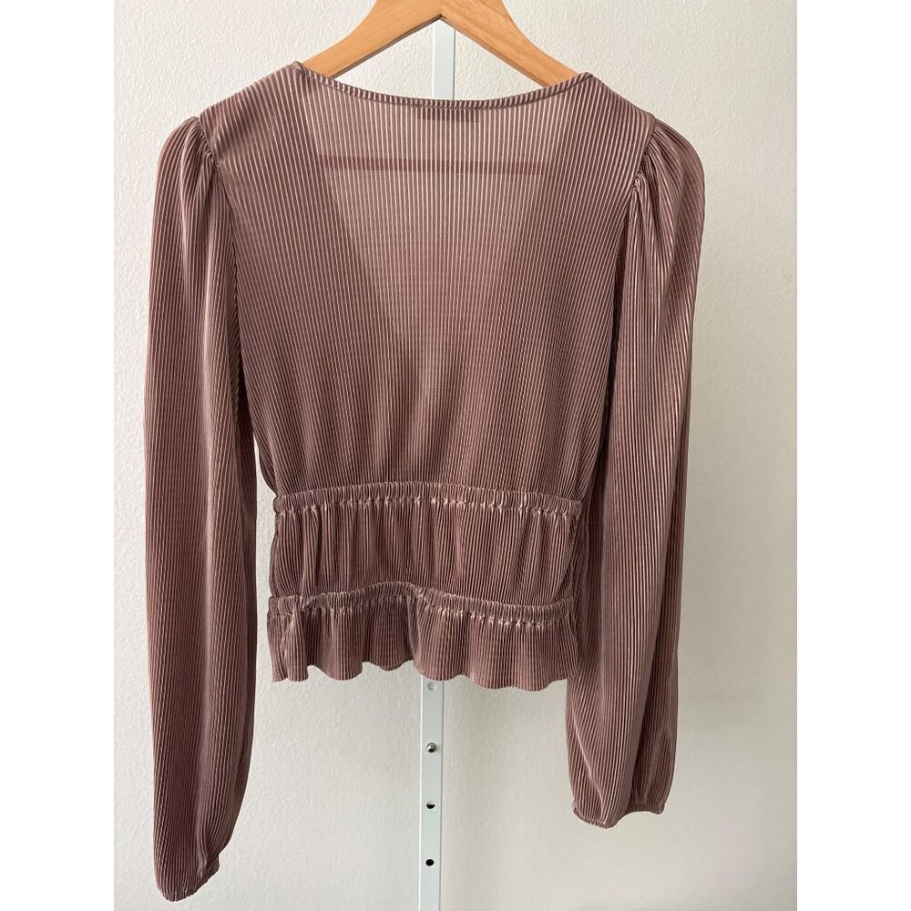Zara Peplum Blouse Sz Small Pleated Mauve Surplice Romantic Feminine Ruffled Hem - Picture 3 of 14